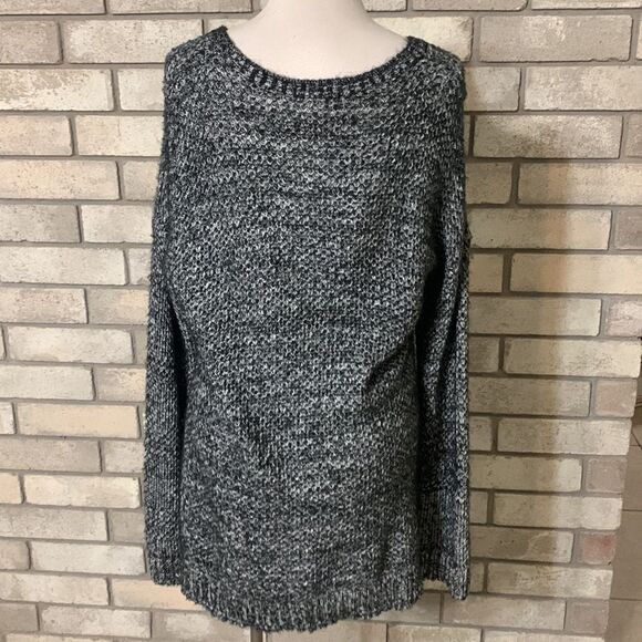 3for$20 sweater Xl - Picture 2 of 3